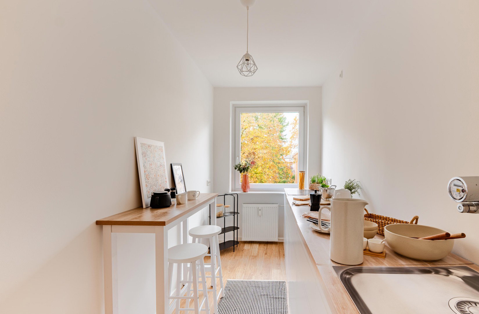 Foto 10 von 12 — Provisionsfrei – frisch kernsanierte 3-Zimmer-Wohnung mit Balkon und Tiefgarage in Winterhude