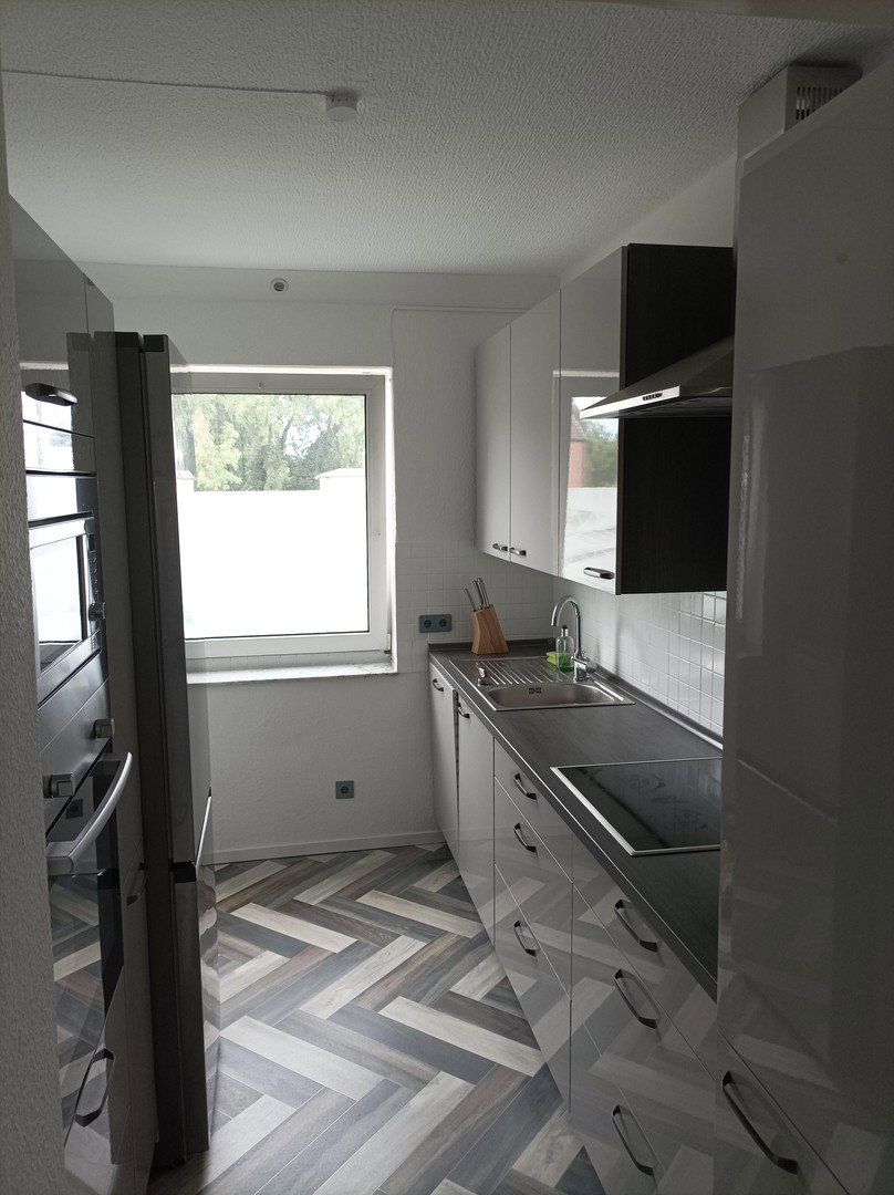 Foto 3 von 6 — „Charmante 3-Zimmer-Terrassenwohnung mit eigenem Garten und Kamin in Hamburg-Sülldorf“