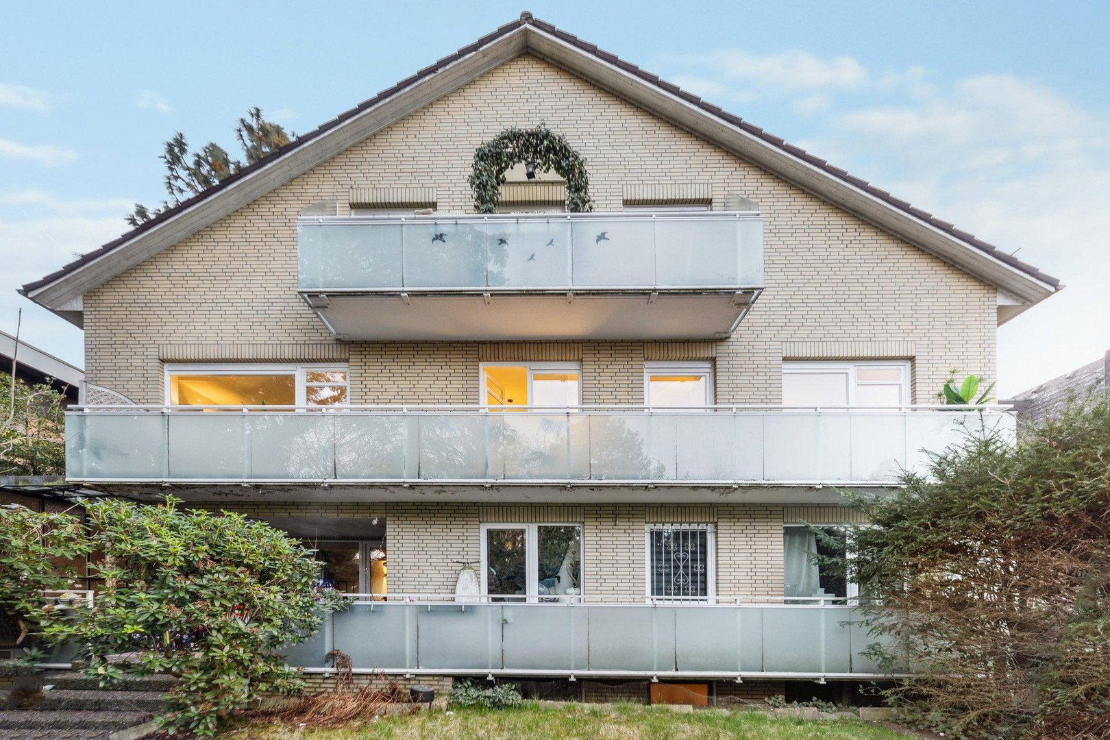 Foto 5 von 5 — Renovierte Wohnung mit Südbalkon direkt am Hamburger Stadtpark