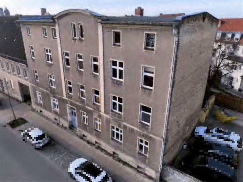 Foto 3 von 7 — Mehrfamilienhaus mit Nebengebäude in Anklam