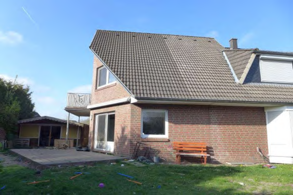 Foto 15 von 32 — Einfamilienhaus mit Doppelgarage in Kremperheide