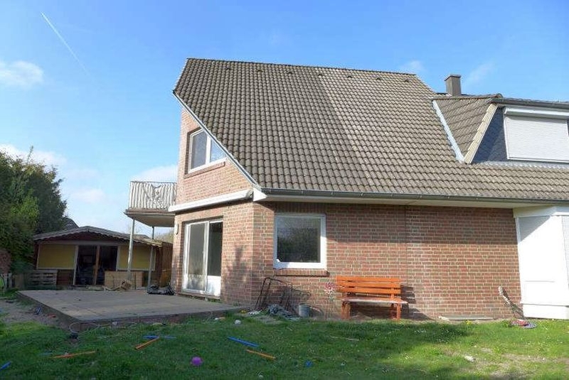Foto 5 von 32 — Einfamilienhaus mit Doppelgarage in Kremperheide
