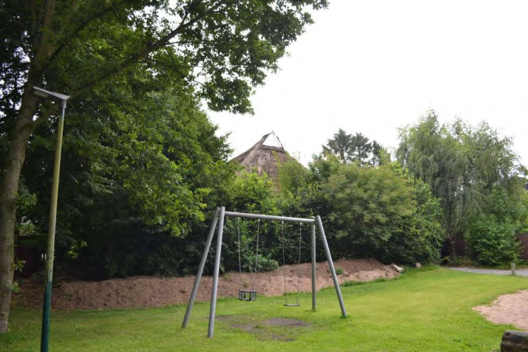 Foto 47 von 90 — Zweifamilienhaus mit Einliegerwohnung im Spitzboden in Pohnsdorf