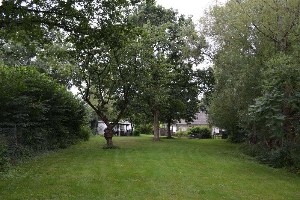 Foto 77 von 90 — Zweifamilienhaus mit Einliegerwohnung im Spitzboden in Pohnsdorf