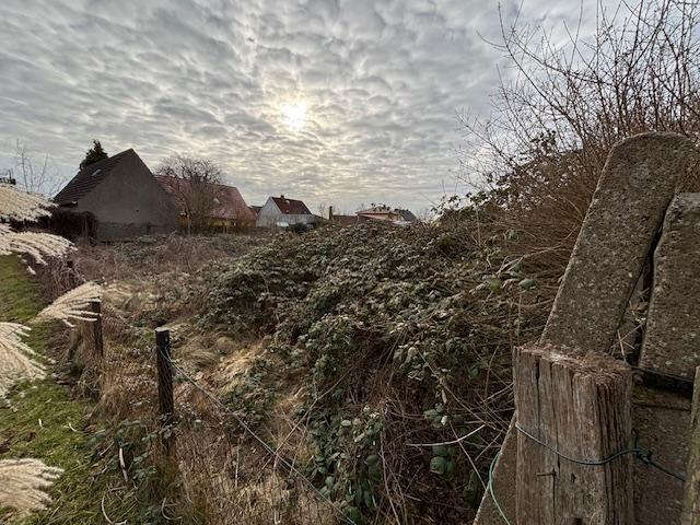 Foto 33 von 39 — Einfamilienhaus (Doppelhaushälfte) mit 2 Garagen in Siedenbollentin