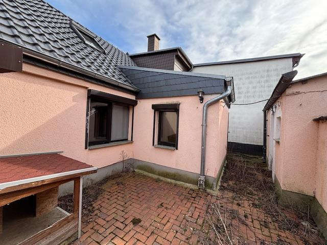 Foto 19 von 39 — Einfamilienhaus (Doppelhaushälfte) mit 2 Garagen in Siedenbollentin