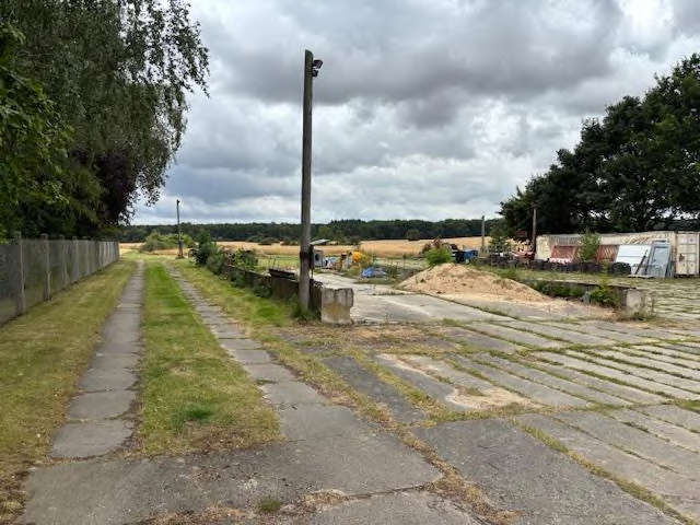 Foto 20 von 32 — Büro-/Werkstatt- und Lagergebäude in Altentreptow