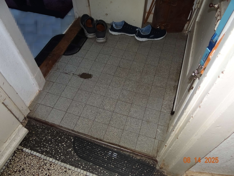 Foto 12 von 28 — Wohnhaus mit Nebengebäude in Wedel