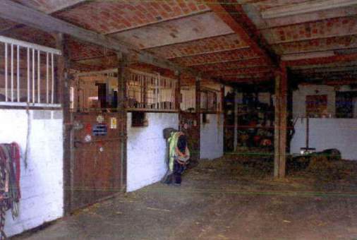 Foto 11 von 18 — Alte Hofstelle mit Wohnhaus und Stalltrakt in Hadenfeld