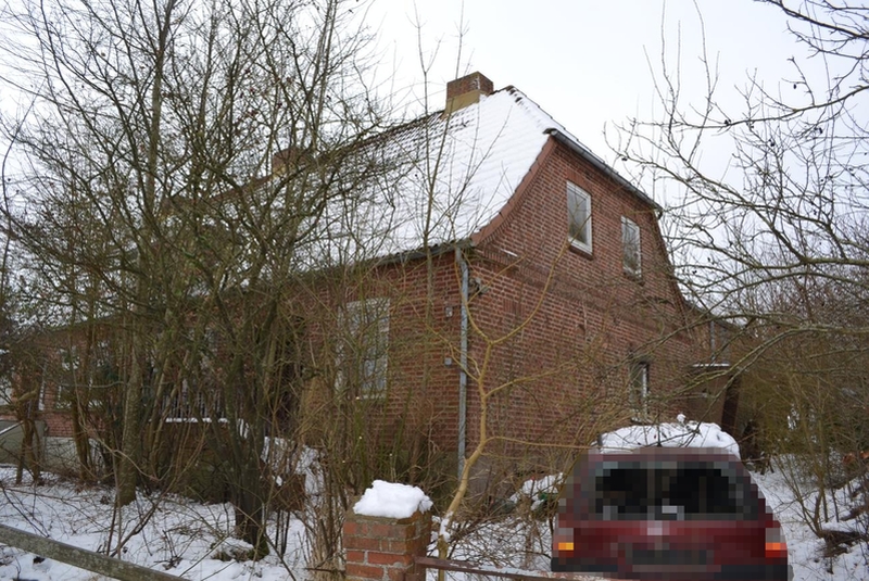 Foto 7 von 80 — Einfamiliendoppelhaushälfte mit Nebengebäude in Panker OT Darry