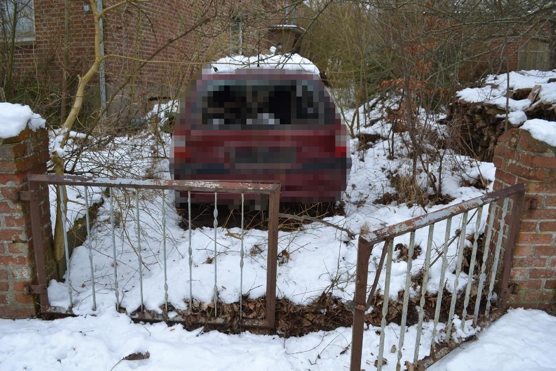 Foto 32 von 80 — Einfamiliendoppelhaushälfte mit Nebengebäude in Panker OT Darry