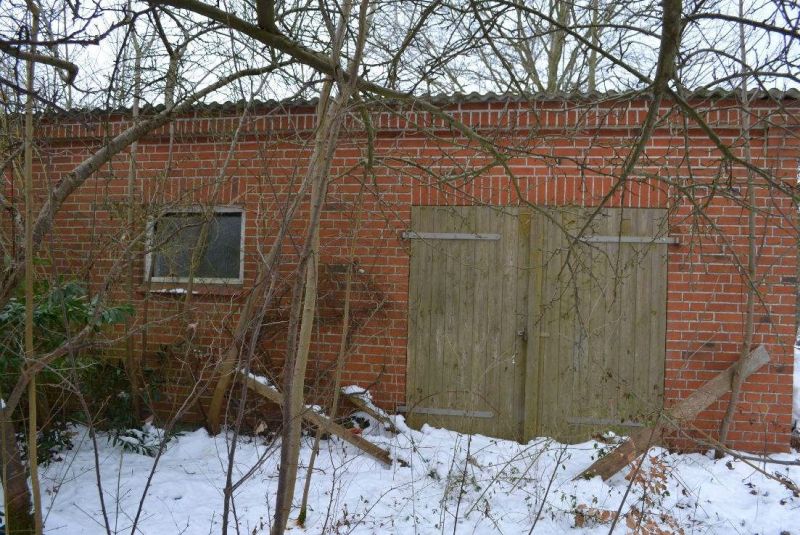 Foto 3 von 80 — Einfamiliendoppelhaushälfte mit Nebengebäude in Panker OT Darry
