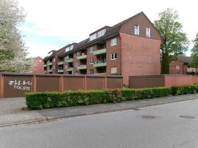 Foto 2 von 4 — Mehrfamilienhaus in Rendsburg