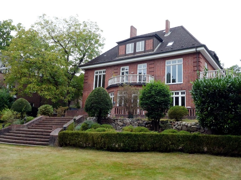 Foto 2 von 101 — Wohnungseigentum (Stadtvilla) in Hamburg