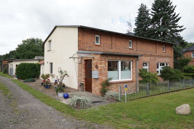Foto 7 von 11 — Einfamilienwohnhaus mit Nebengebäuden in Silz
