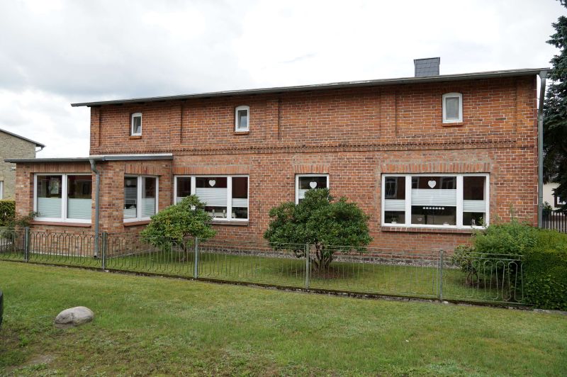 Foto 2 von 11 — Einfamilienwohnhaus mit Nebengebäuden in Silz