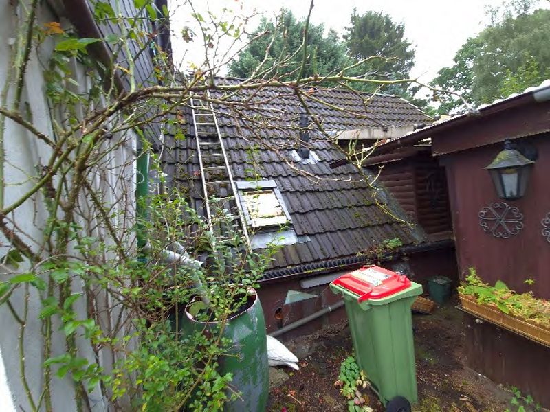 Foto 3 von 29 — Einfamilienhaus mit Fertigteilgarage in Hamburg
