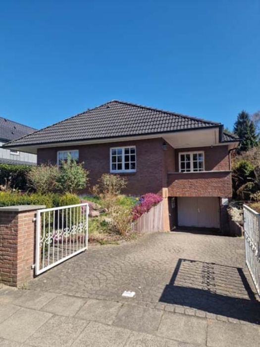 Foto 5 von 28 — Freistehendes Einfamilienhaus mit Kellergarage in Hamburg