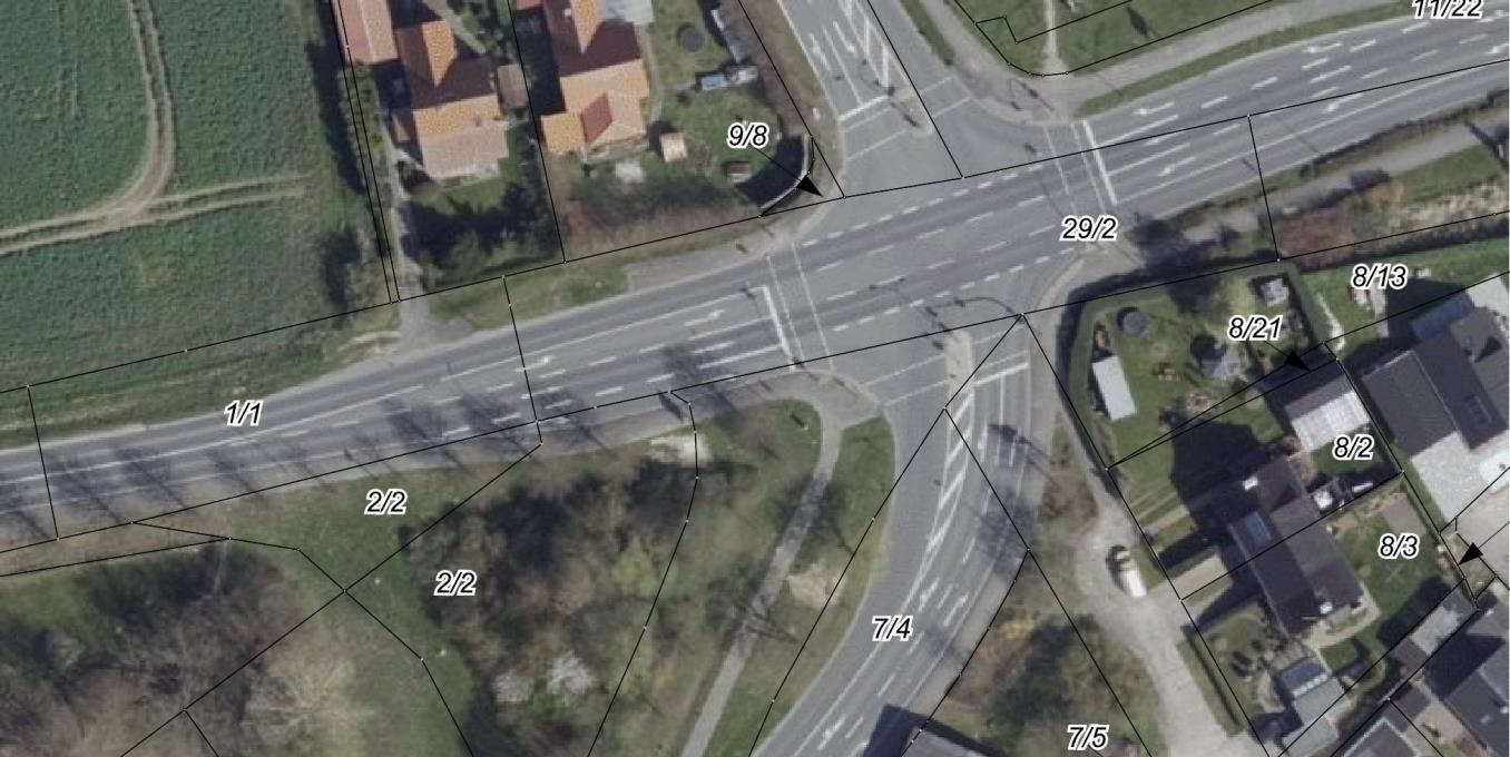Foto 8 von 11 — Wohnhaus mit Nebengebäuden und unbebaute Grundstücke in Neubrandenburg