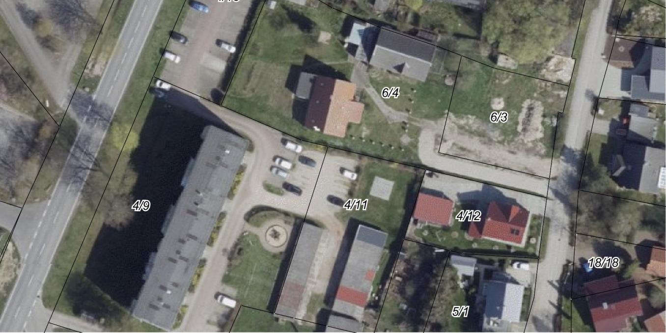 Foto 10 von 11 — Wohnhaus mit Nebengebäuden und unbebaute Grundstücke in Neubrandenburg