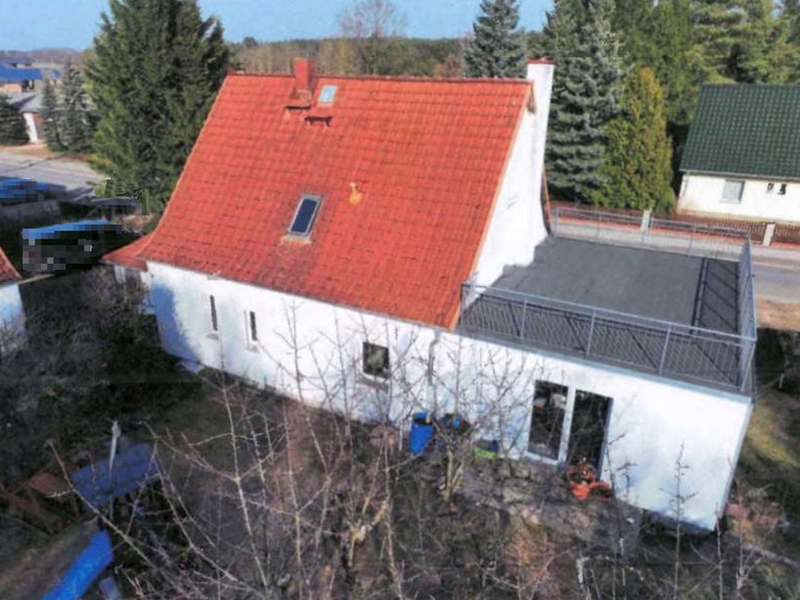 Foto 4 von 10 — Wohnhaus mit Stallgebäude und Garage in  Blankensee
