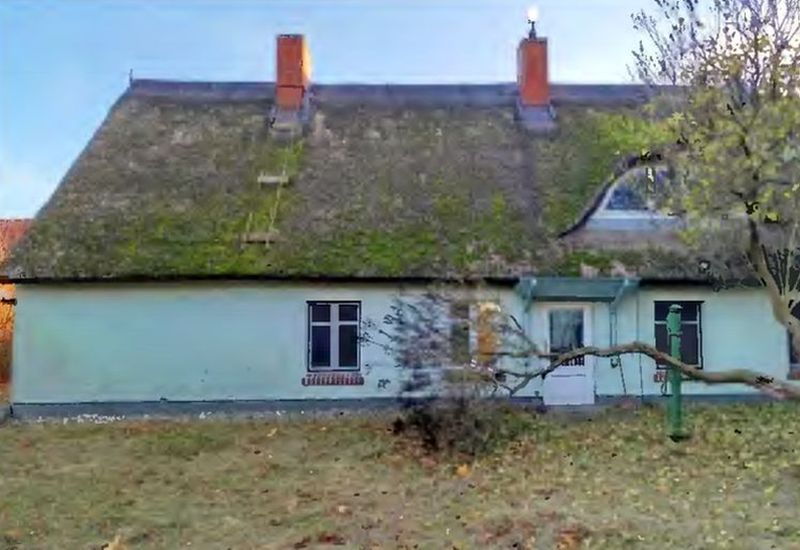 Foto 1 von 11 — Wohnhaus (Bauernhaus) mit Nebengebäude (Ferienwohnung) in Korswandt - Ulrichshorst