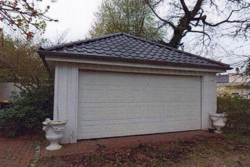 Foto 7 von 17 — Wohnhaus mit 3 Wohneinheiten und Doppelcarport (Garage) in Elmshorn