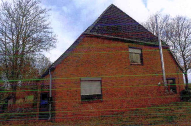 Foto 1 von 8 — Einfamilienhaus mit Nebengebäuden in Dammfleth