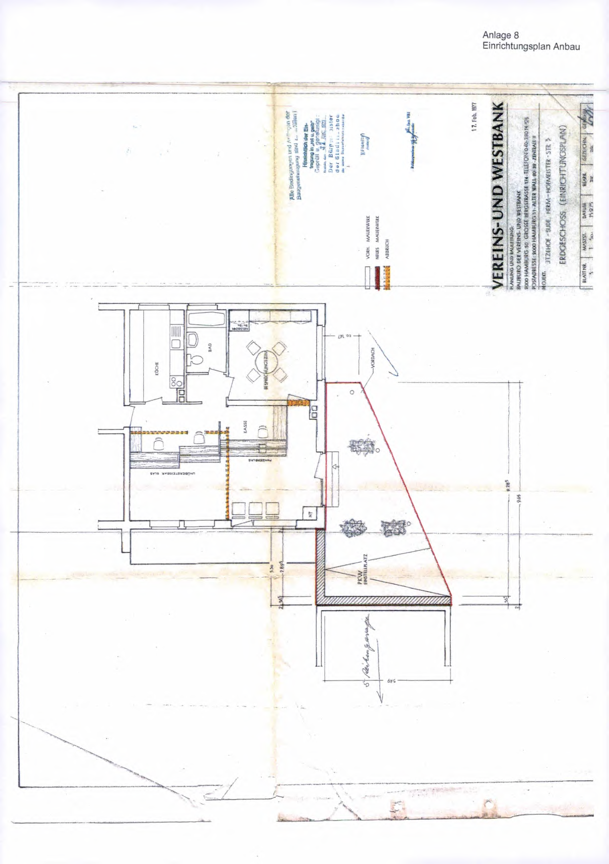 Foto 12 von 18 — Mehrfamilienhaus mit Flachdachanbau und Garagen in Itzehoe
