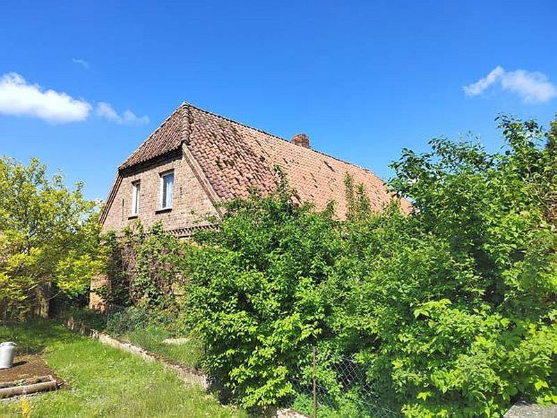 Foto 5 von 5 — Einfamilienhaus mit 2 Nebengebäuden und Ackerland in Kuhstorf