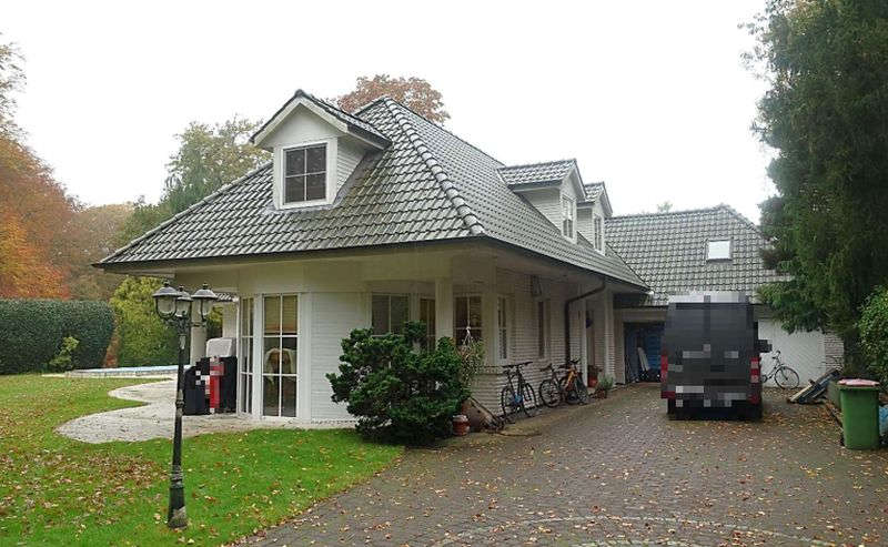 Foto 14 von 22 — Wohnhaus nebst Doppelgarage in Hamburg-Wohldorf-Ohlstedt