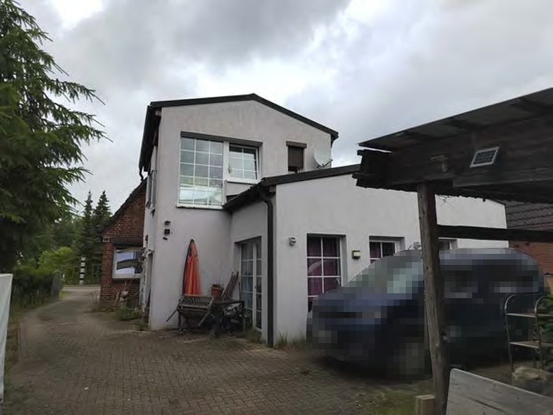 Foto 3 von 5 — Einfamilienhaus und Gartenland in Neustadt-Glewe