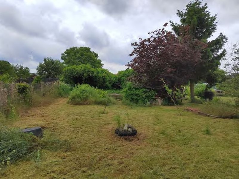 Foto 1 von 5 — Einfamilienhaus und Gartenland in Neustadt-Glewe