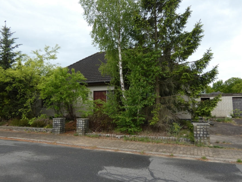 Foto 4 von 8 — Einfamilienhaus nebst 2 Garagen in Hochdonn