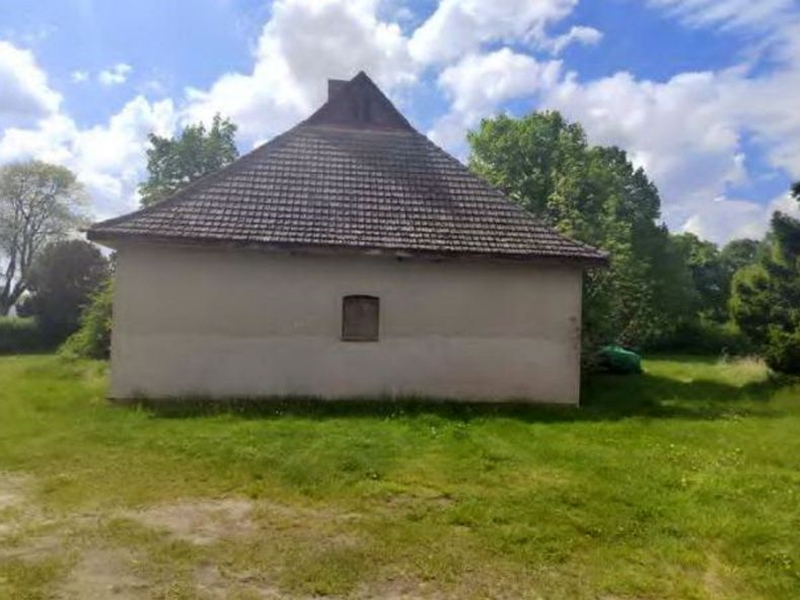 Foto 1 von 3 — Ehemaliges Wirtschaftsgebäude in Bobbin