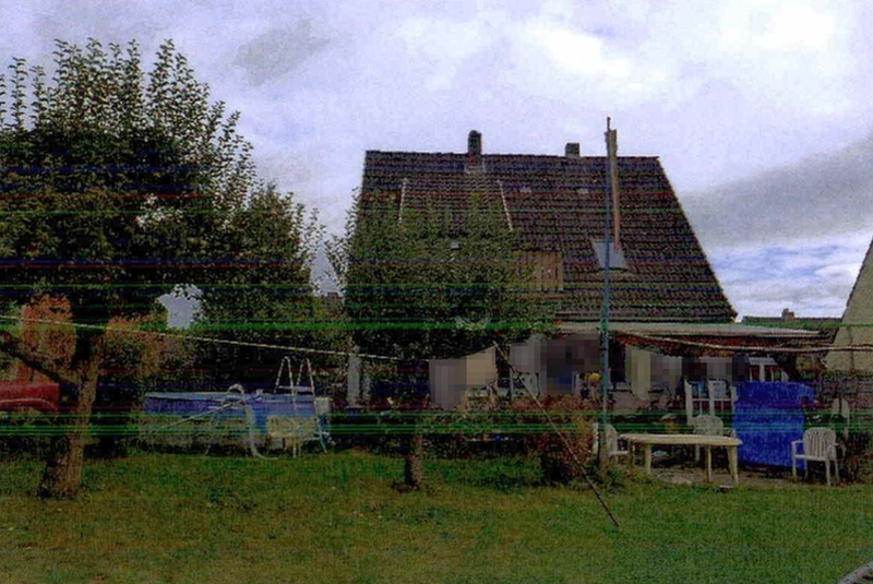 Foto 8 von 17 — Einfamilienhaus mit Nebengebäuden in Oelixdorf