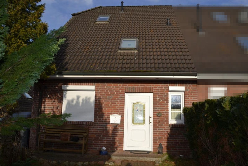 Foto 1 von 49 — Wohnungseigentum (Einfamiliendoppelhaushälfte) in Stolpe