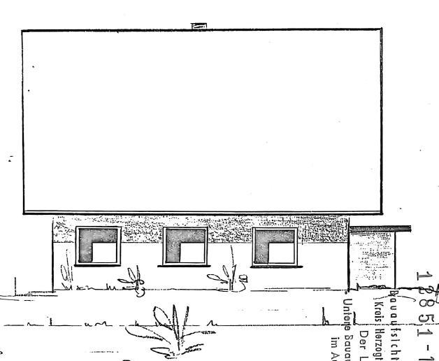 Foto 9 von 51 — Einfamilienhaus mit Carports/Überdachungen, Holzgartenhaus u.a. in Bäk