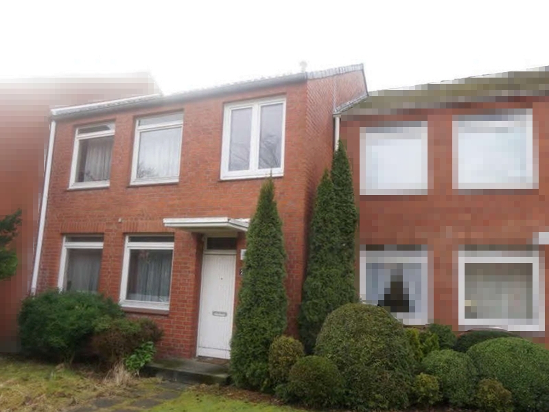 Foto 1 von 46 — Mittelreihenhaus mit Garage in Hamburg - Bergstedt