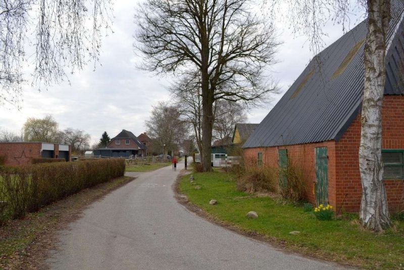 Foto 38 von 57 — Wohn-/Wirtschaftsgebäude mit 2 Nebengebäuden in Kalübbe
