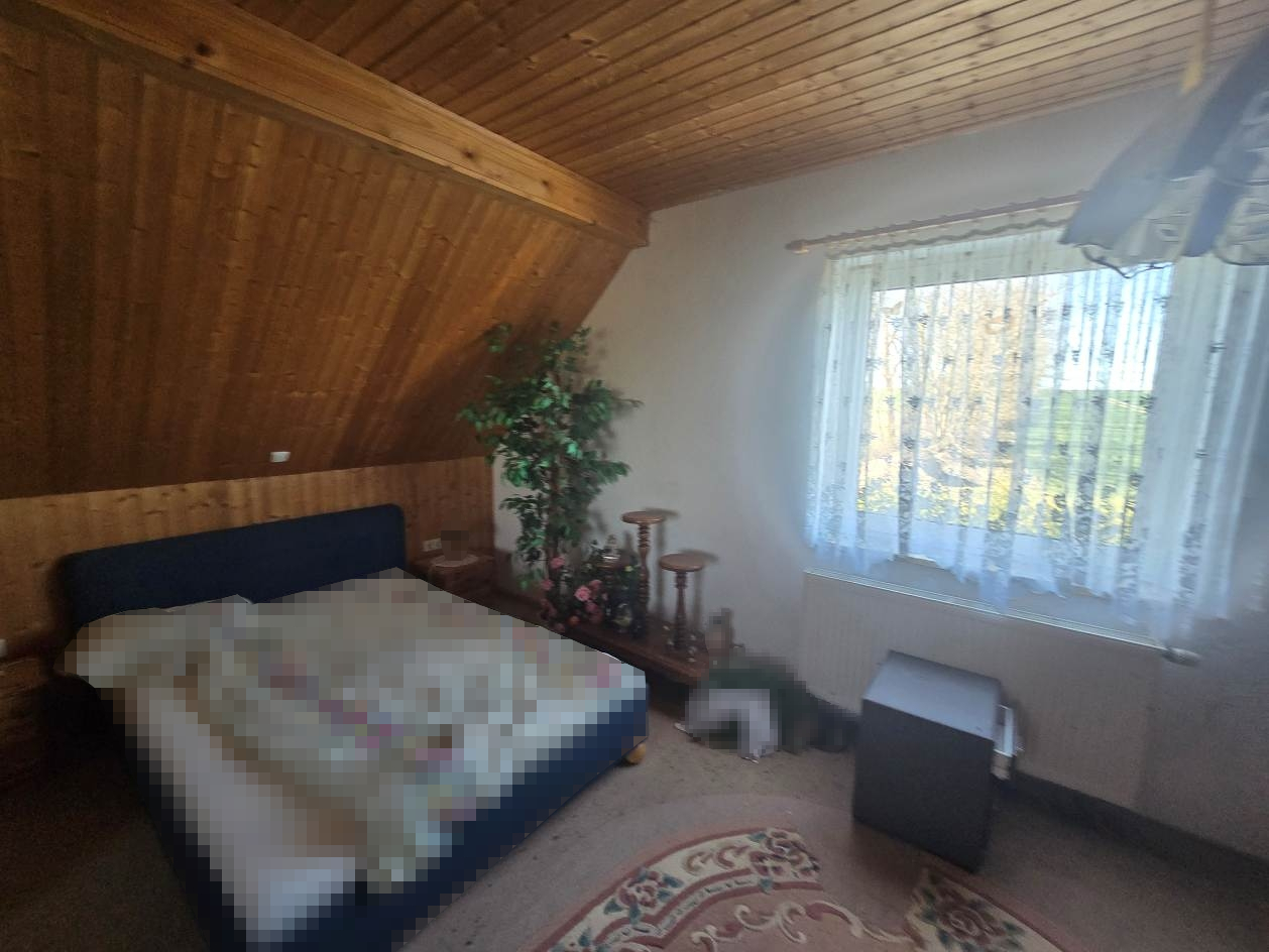 Foto 32 von 36 — Einfamilienwohnhaus (Doppelhaushälfte) mit Nebengebäuden in Groß Teetzleben