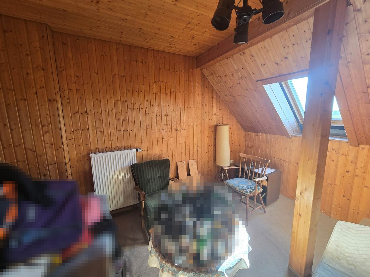 Foto 33 von 36 — Einfamilienwohnhaus (Doppelhaushälfte) mit Nebengebäuden in Groß Teetzleben