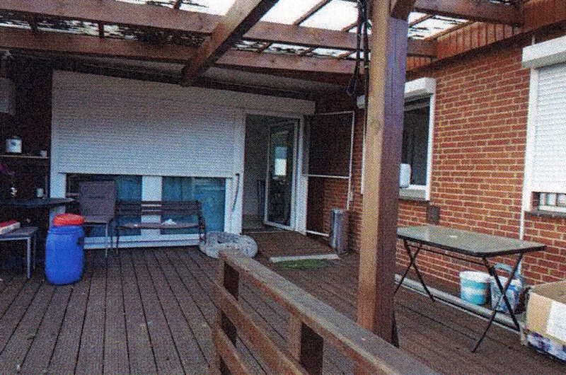 Foto 2 von 13 — Einfamilienhaus mit Einliegerwohnung und Garage in Elmshorn
