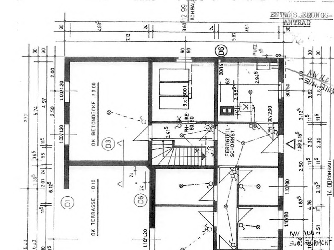Foto 10 von 13 — Einfamilienhaus mit Einliegerwohnung und Garage in Elmshorn