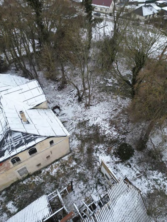 Foto 45 von 46 — Denkmalgeschützte, ehemalige Villa und Ruinen mehrerer Nebengebäude in Demmin