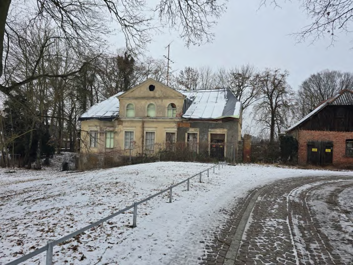 Foto 23 von 46 — Denkmalgeschützte, ehemalige Villa und Ruinen mehrerer Nebengebäude in Demmin