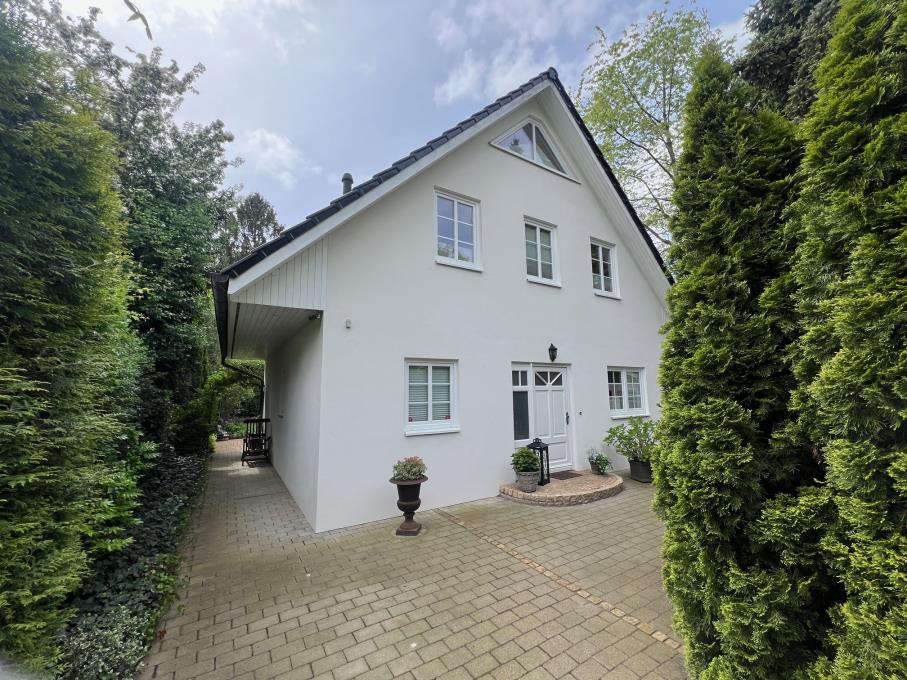 Foto 17 von 42 — Einfamilienhaus in Hamburg - Poppenbüttel