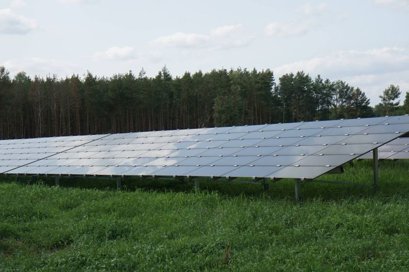 Foto 2 von 7 — Erbbaurecht (Module einer PV-Freiflächenanlage) in Liepgarten