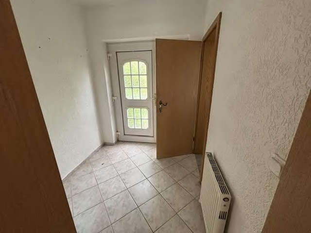 Foto 32 von 91 — Einfamilienhaus mit 2 Nebengebäuden in Neetzka