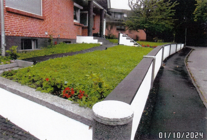 Foto 5 von 12 — Ein-/Zweifamilienhaus mit Doppelgarage in Lübeck OT Steinrade